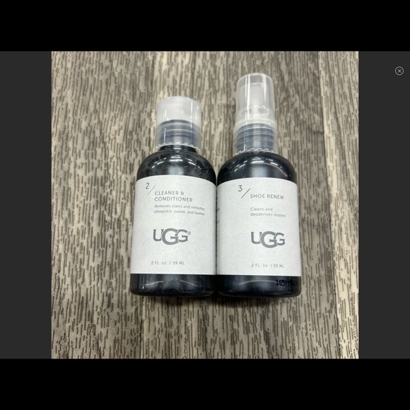 UGG TRAVEL CLEANING KIT NEW 🔥 - Picture 2 of 2